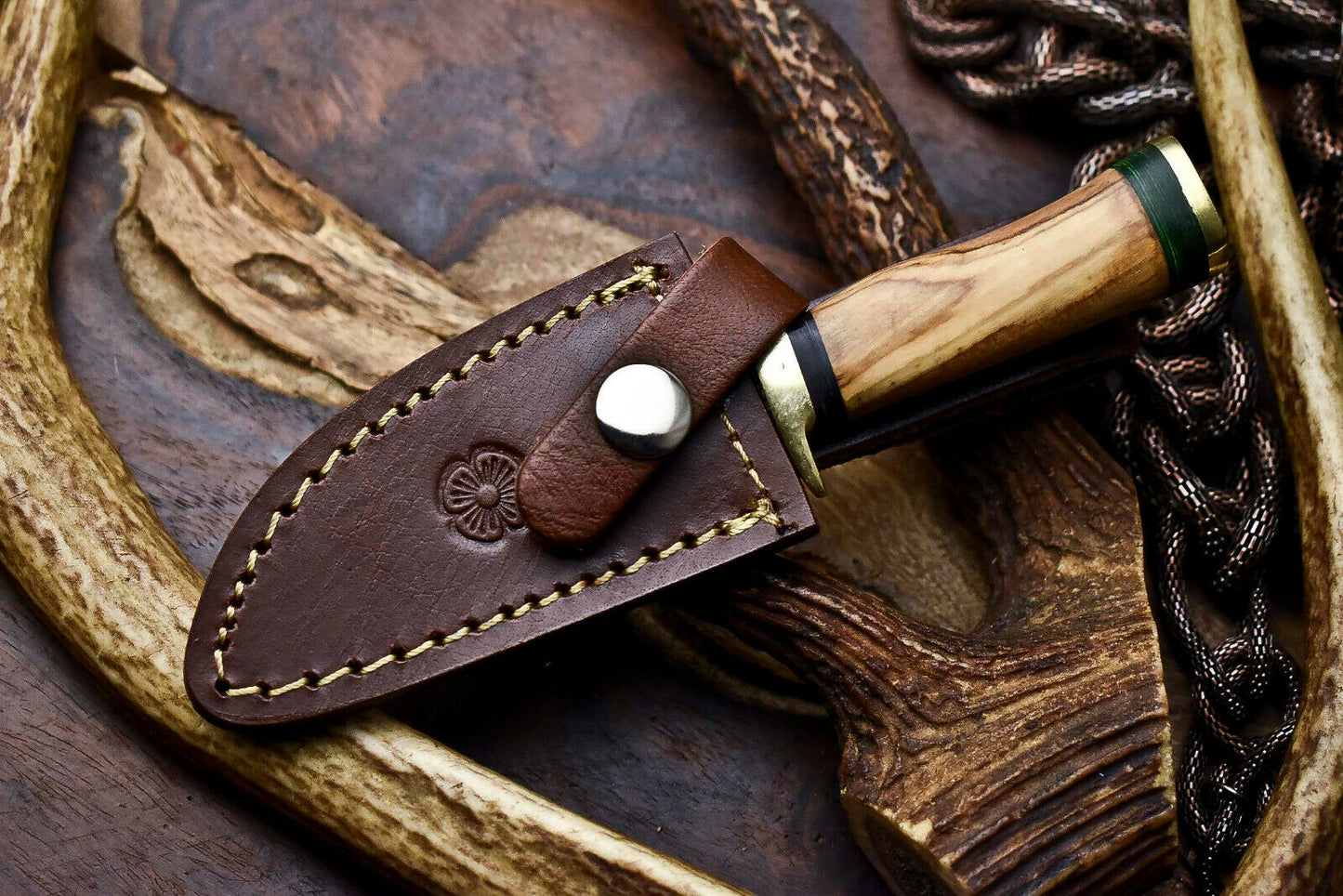 HS-710 Custom Handmade Damascus Steel Skinner Knife - BeautifulWood Handle