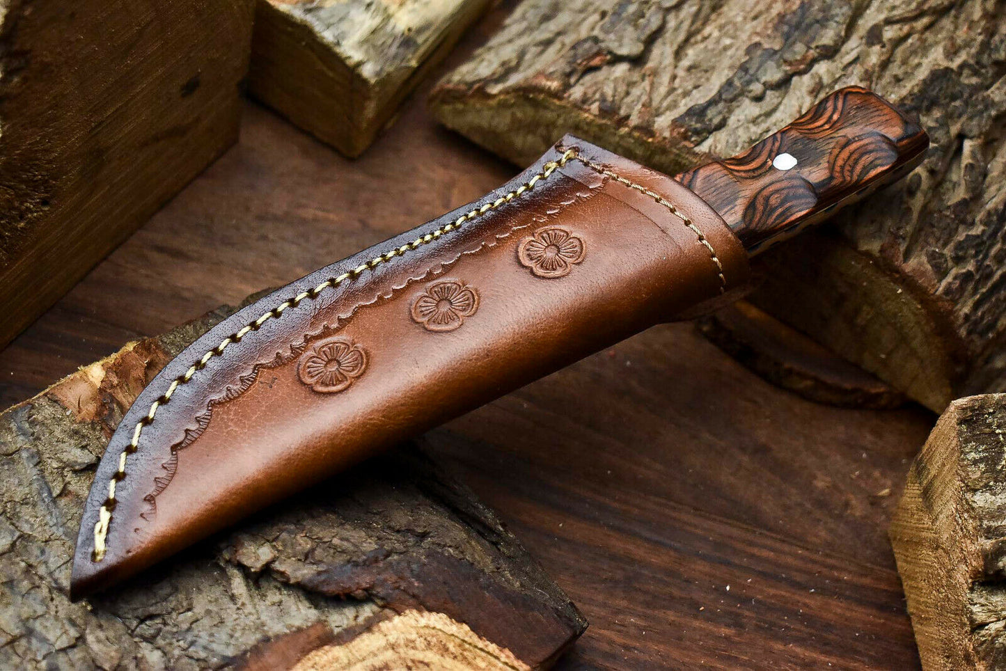 HS-656 Custom Handmade Damascus Hunting Skinning Blade Hunter Camping Full Tang Knife