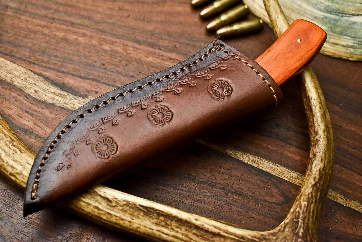 HS-621 Handmade Damascus Skinning Blade Camping Full Tang Knife