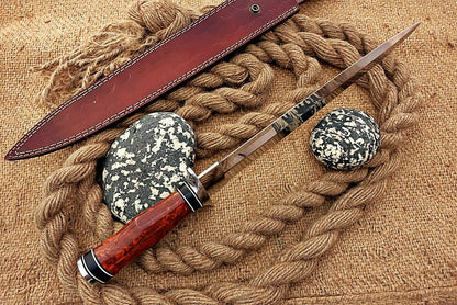 HS-1104 | Custom Handmade Steel D2 Fighter Hunting Combat Mini Sword knife With Resin Handle