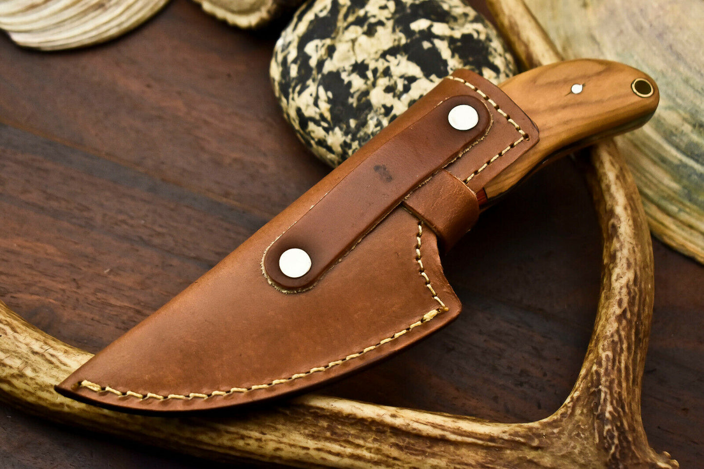 HS-721 Custom Handmade Damascus Steel Skinner Knife - Hard Wood Handle