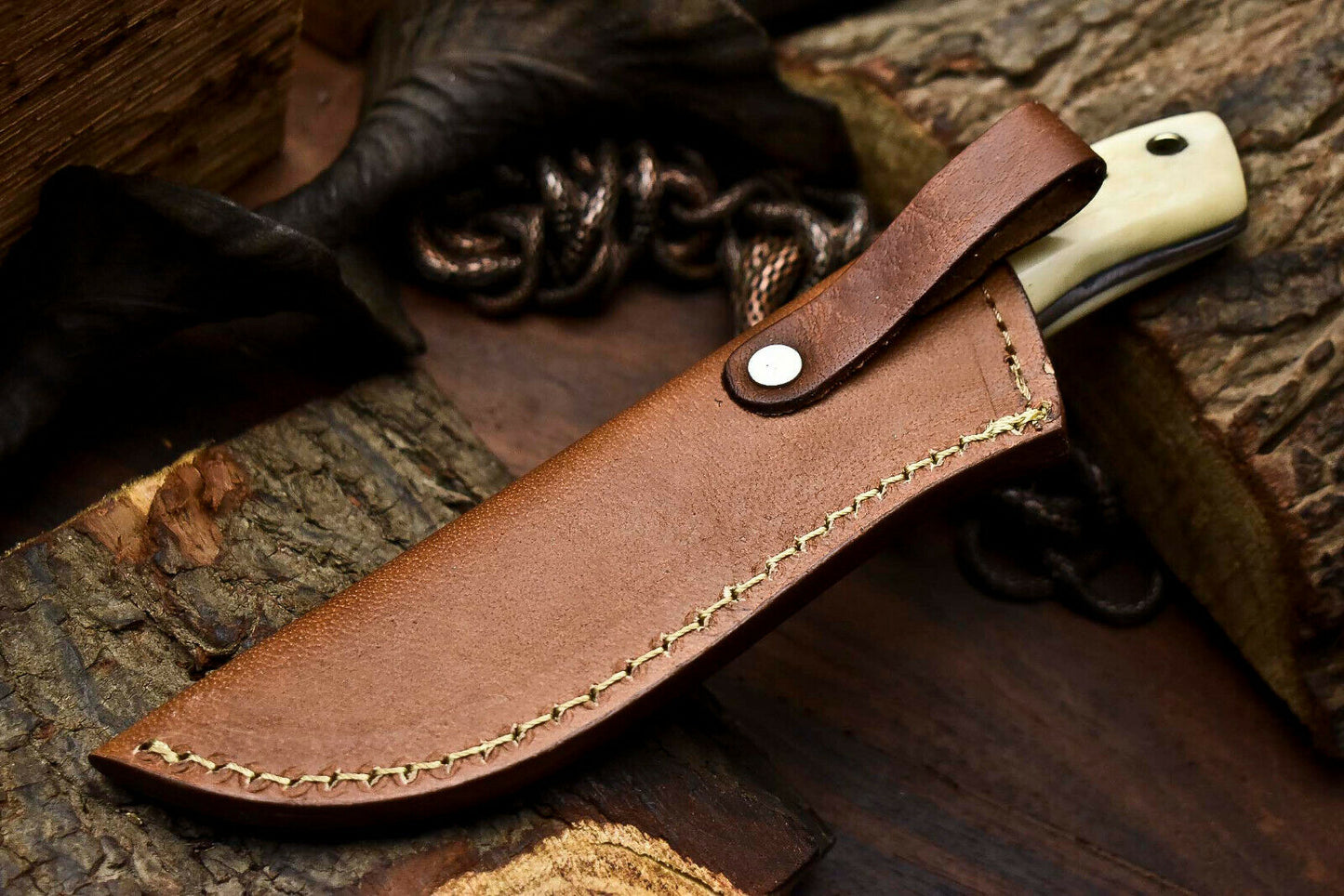 HS-654 Custom Handmade Damascus Hunting Skinning Blade Hunter Camping Full Tang Knife