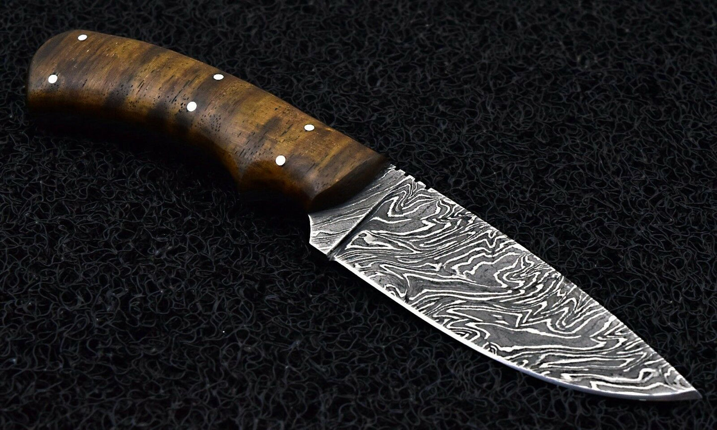 HS-852 Custom Handmade Damascus Skinner Knife With Walnut Wood Handle