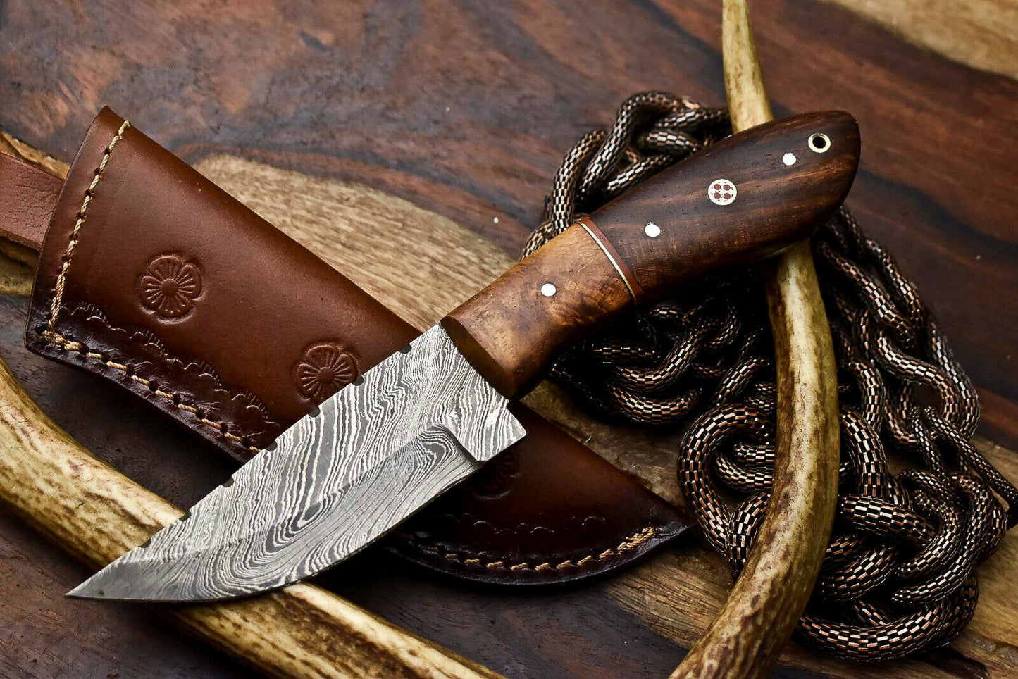 HS-682 Custom Handmade Damascus Steel Skinner Knife - Beautiful Wood Handle