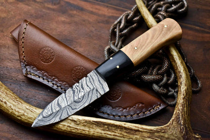 HS-698 Custom Handmade Damascus Steel Skinner Knife - Beautiful Wood Handle