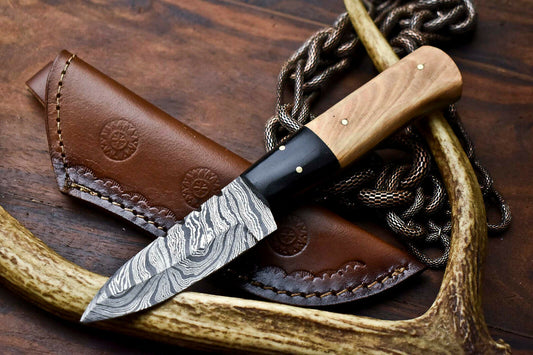 HS-698 Custom Handmade Damascus Steel Skinner Knife - Beautiful Wood Handle