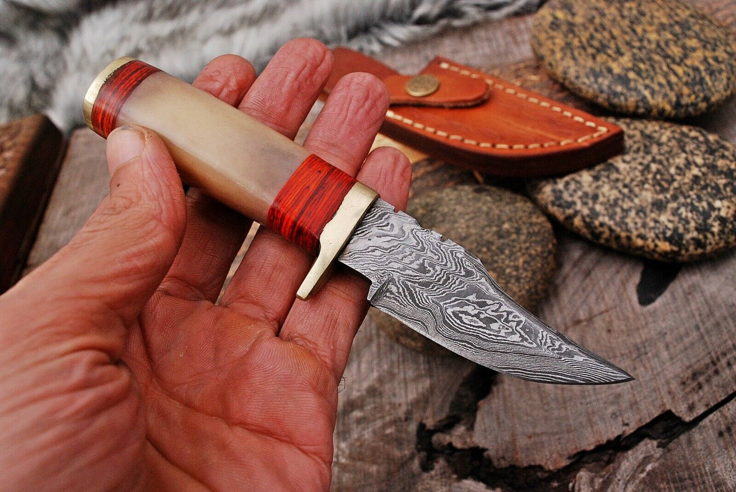 HS-793 Six Inch Custom Handmade Damascus Skinner Knife With Bone Handle