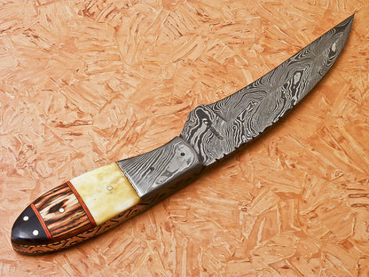 HS-917 Custom Handmade Damascus Karambit Style Knife With Hard Wood Handle