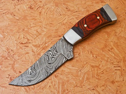HS-547 Custom Handmade Damascus Hunting  Knife With Hard Wood Handle