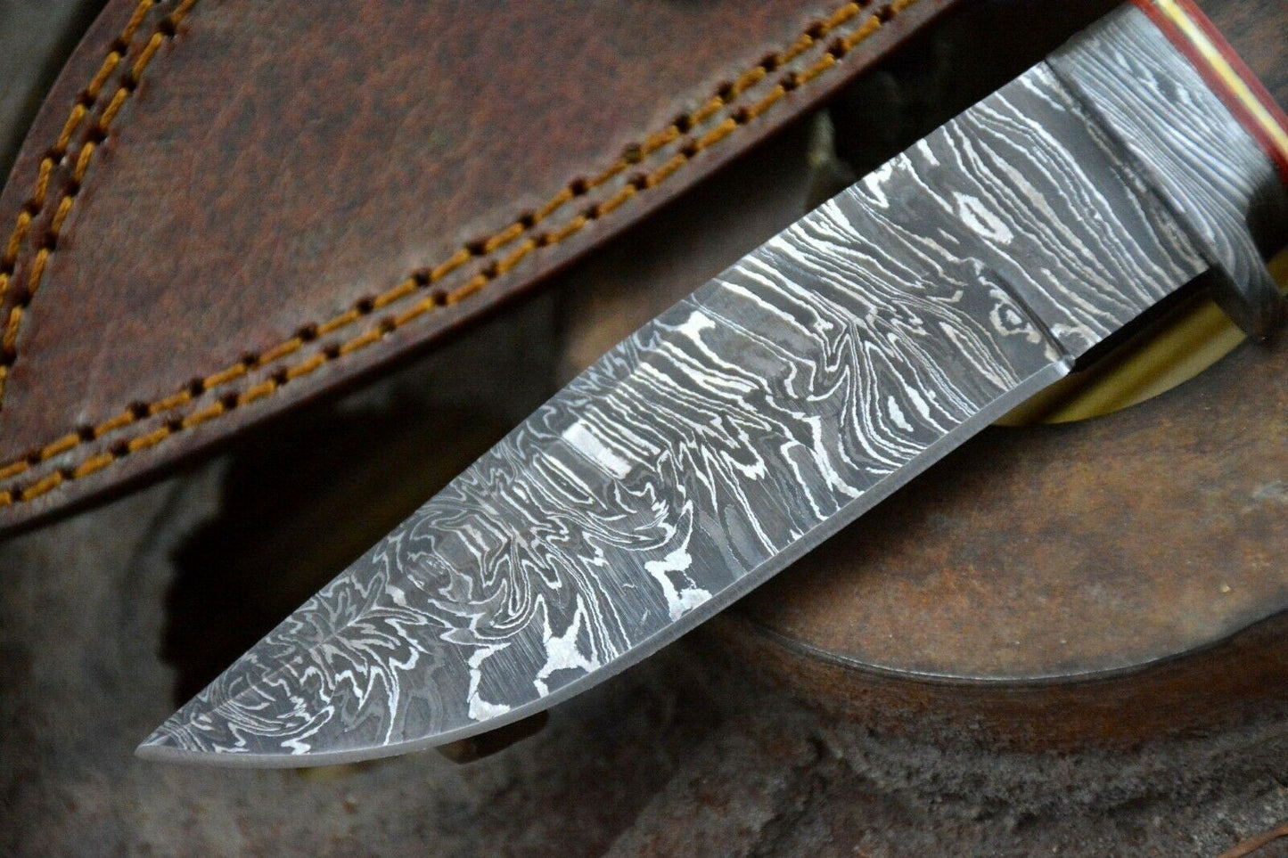HS-848 Custom Handmade Damascus Skinner Knife Camping Tool - With Walnut Handle