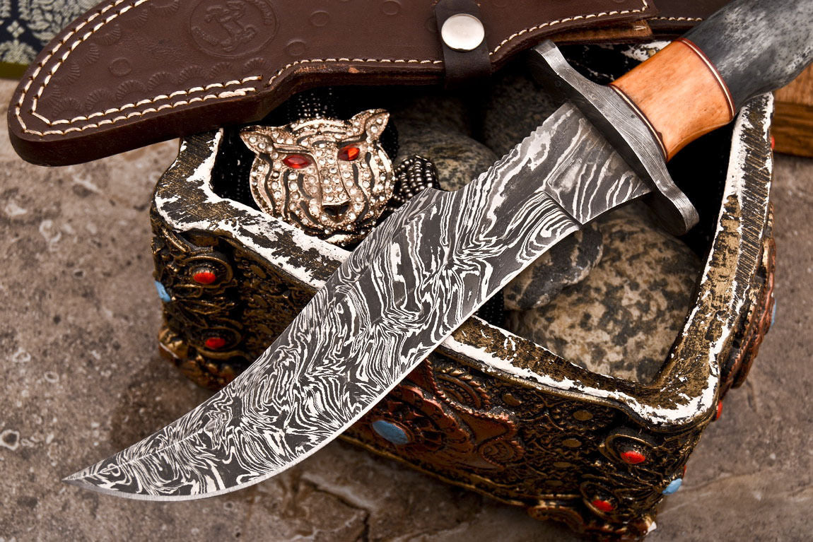 HS-530 Custom Handmade Damascus Hunting/Bowie Knife With Colored Bone Handle