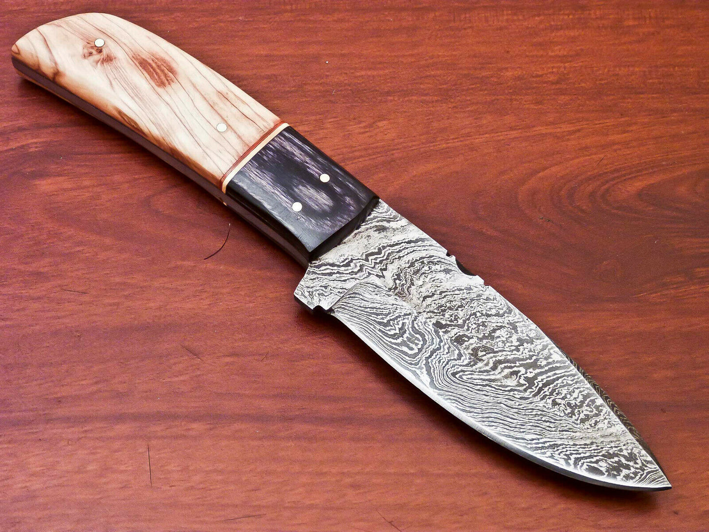 HS-809 Custom Handmade Damascus Skinner Knife With Wood Handle