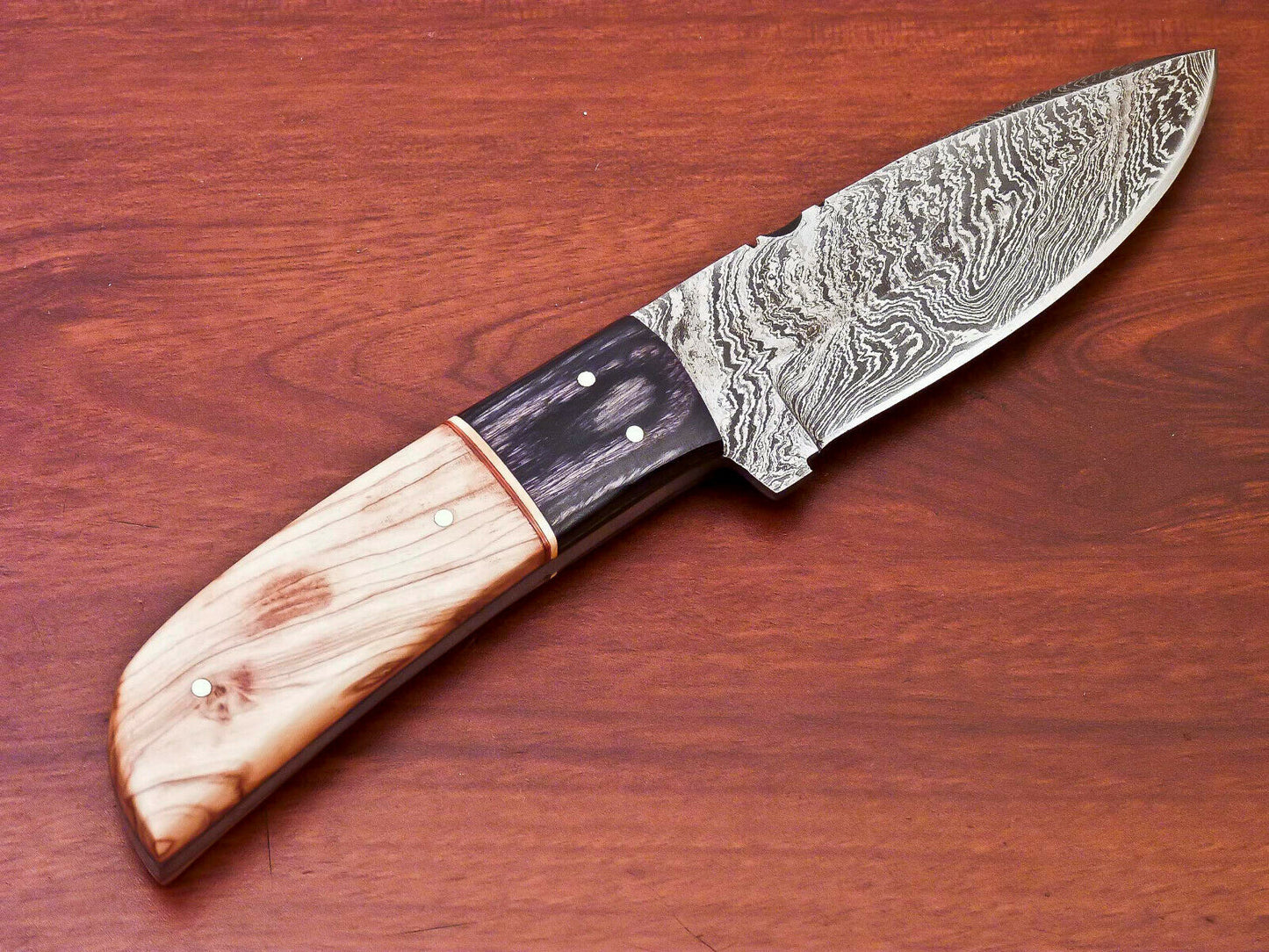 HS-809 Custom Handmade Damascus Skinner Knife With Wood Handle