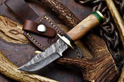 HS-710 Custom Handmade Damascus Steel Skinner Knife - BeautifulWood Handle