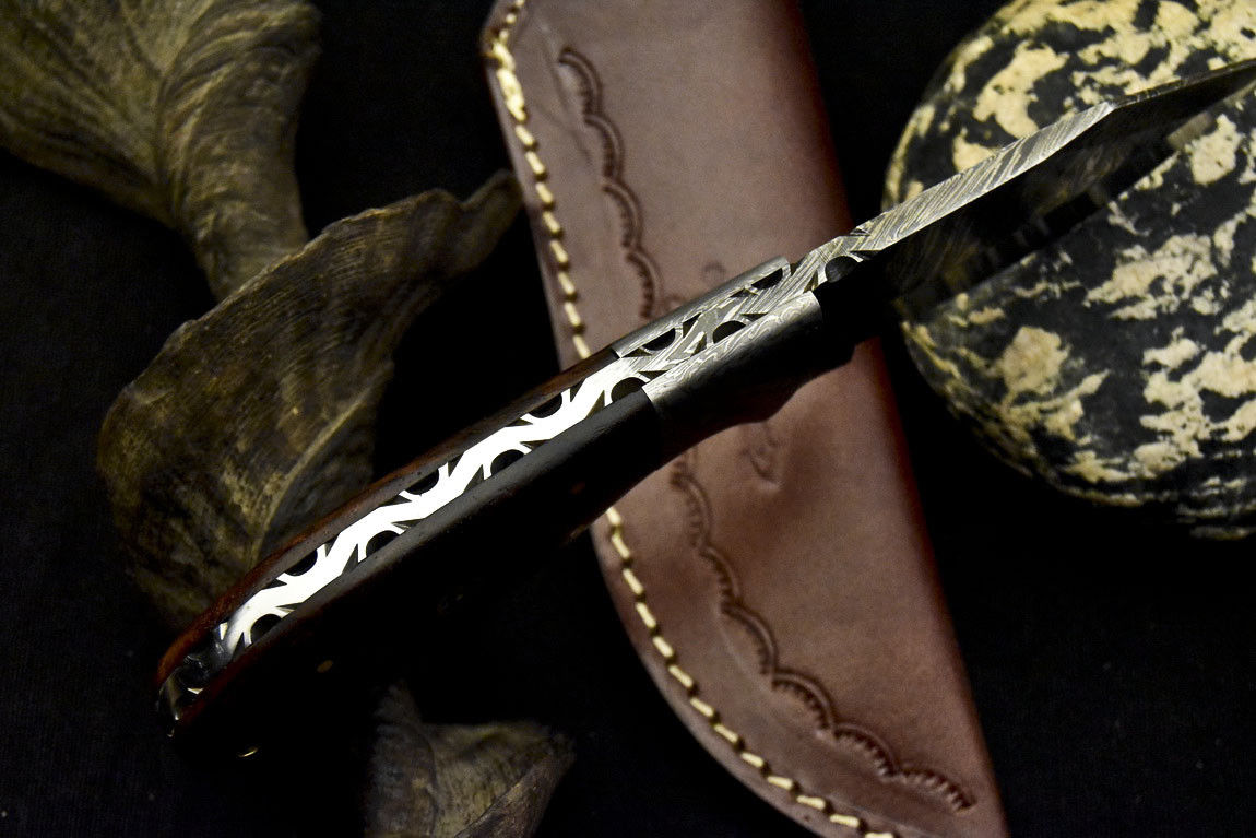 HS-827 Custom Handmade Damascus Skinner Knife With Natural Wood & Mosaic Pin Handle Handle