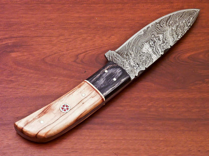 HS-809 Custom Handmade Damascus Skinner Knife With Wood Handle