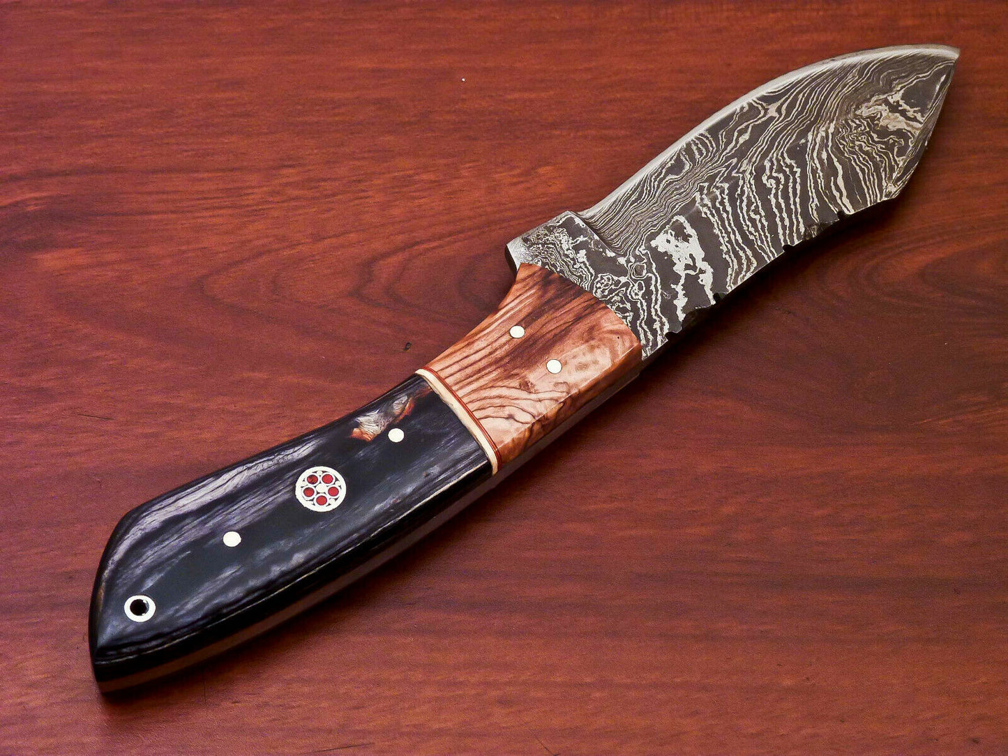 HS-813 Custom Handmade Damascus Skinner Knife With Wood Handle