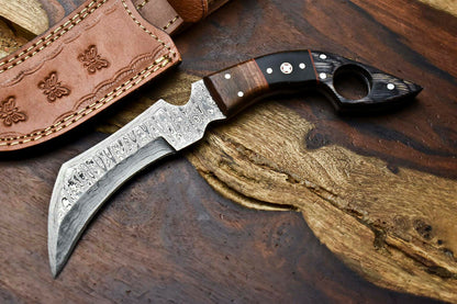 HS-899 Handmade Damascus Hunting Blade Karambit Full Tang Knife