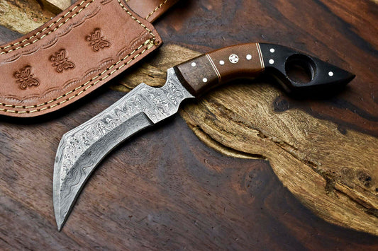 HS-901 Handmade Damascus Hunting Blade Karambit Full Tang Knife