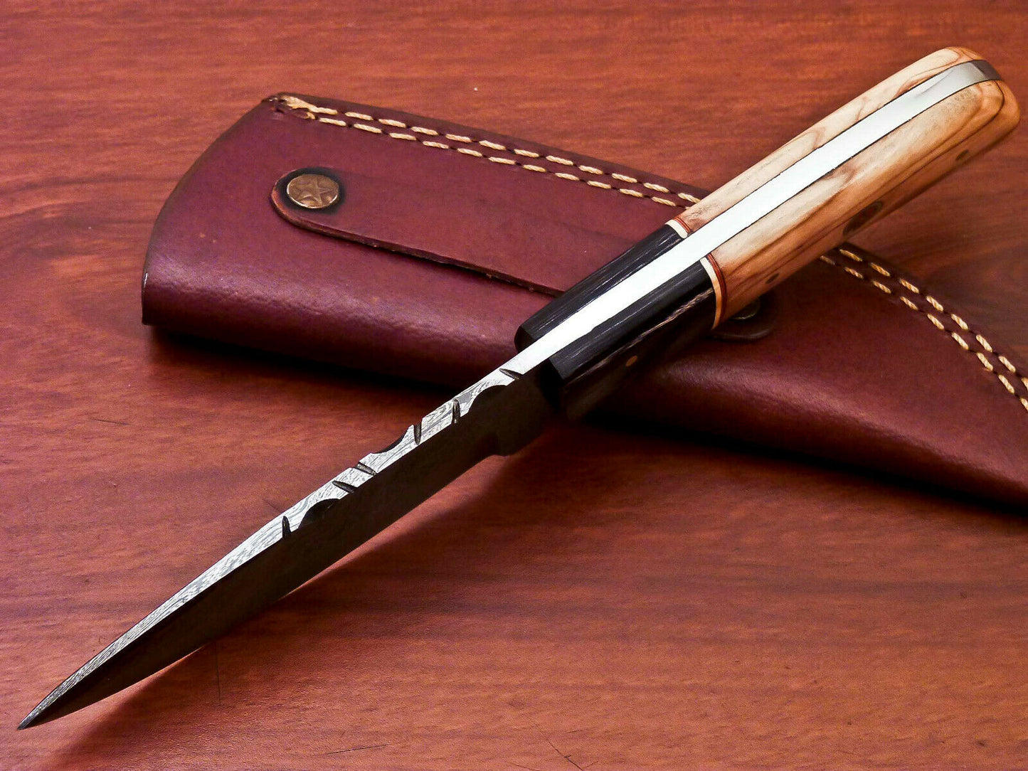 HS-809 Custom Handmade Damascus Skinner Knife With Wood Handle