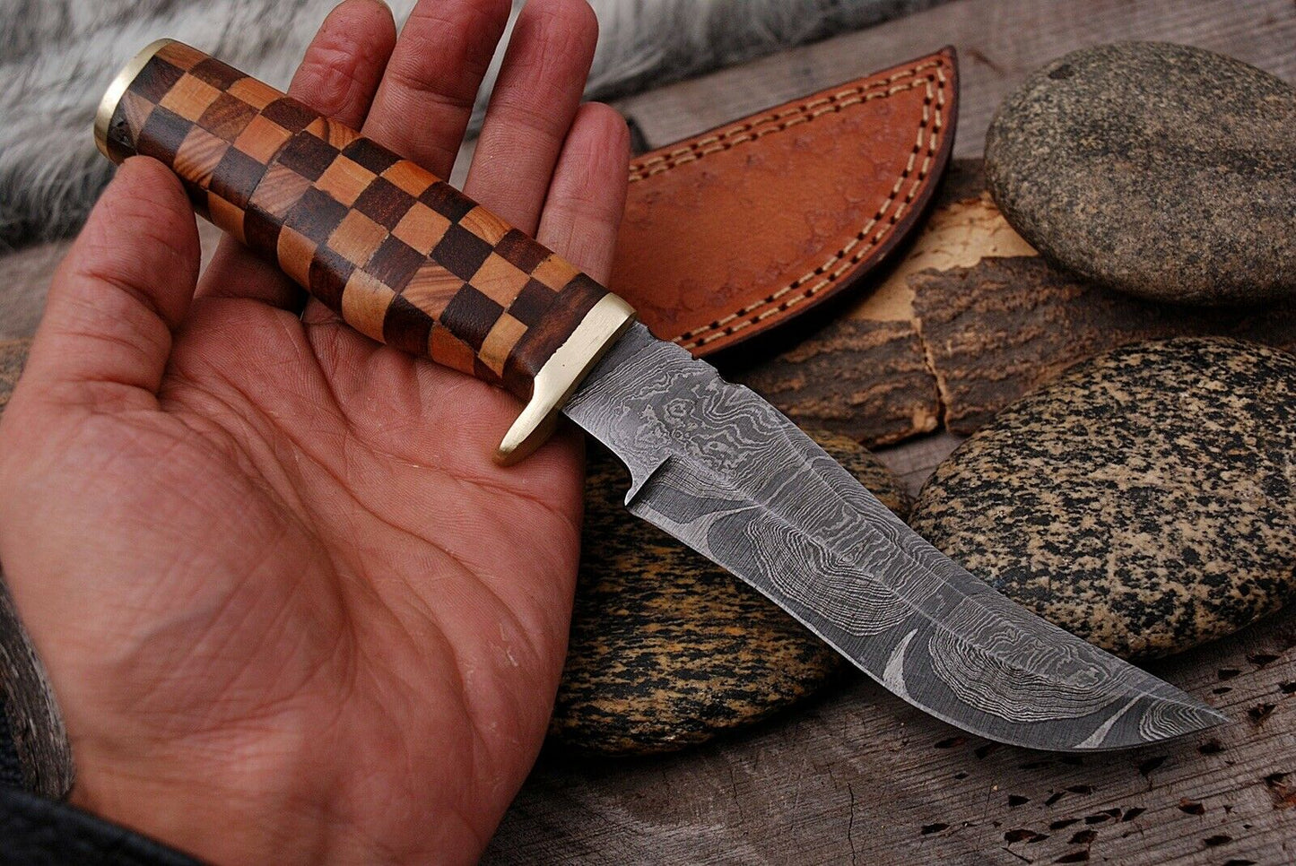 HS-506 Custom Handmade Damascus Hunting/Skinner Knife With Wood Handle