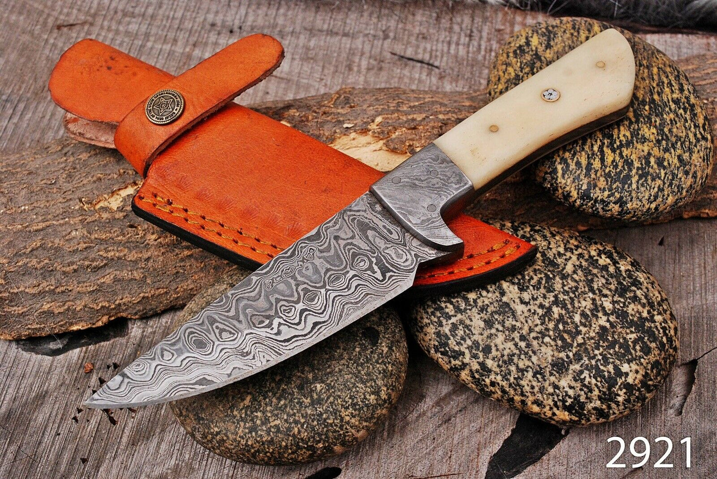 HS-433 | Custom Handmade Damascus Steel Hunitng Knife - Camel Bone Handle