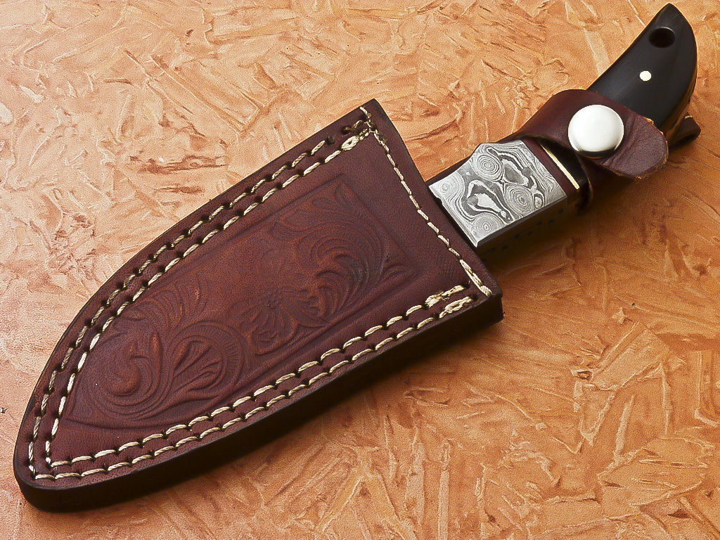 HS-538  Custom Handmade Damascus Hunting Knife With Buffalo Horn Handle