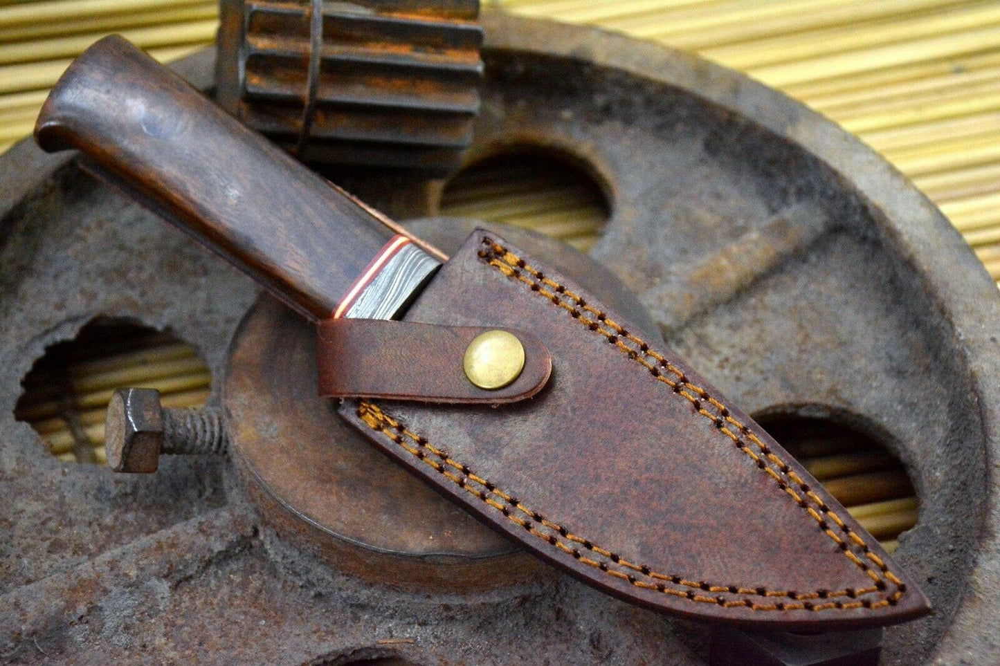 HS-848 Custom Handmade Damascus Skinner Knife Camping Tool - With Walnut Handle