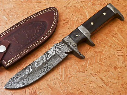 HS-544 Custom Handmade Damascus Hunting Knife With Hard Bufalo Horn Handle