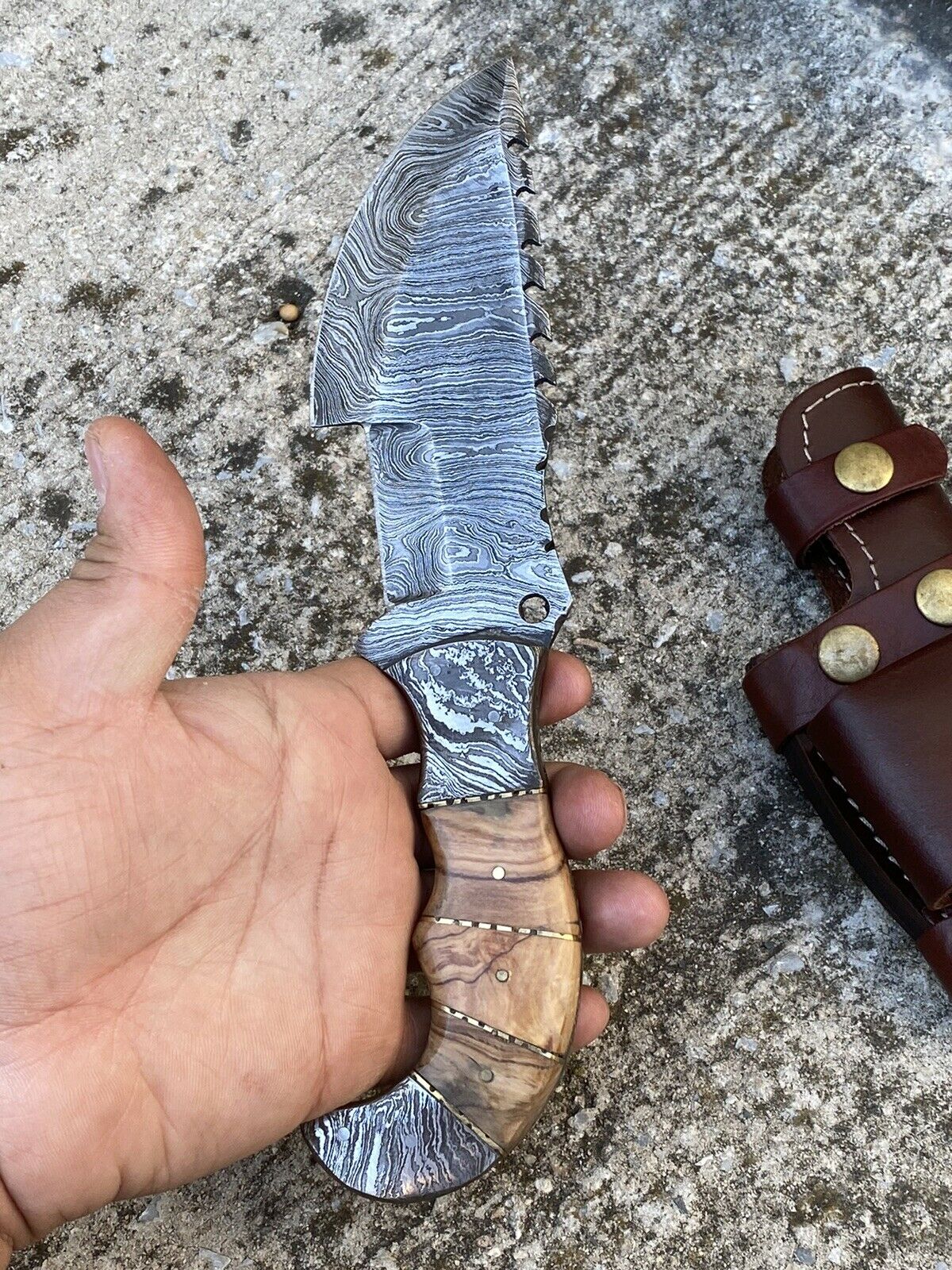 HS-929 Custom Handmade Damascus Steel Tracker/Hunting Fix knife - Wood Handle