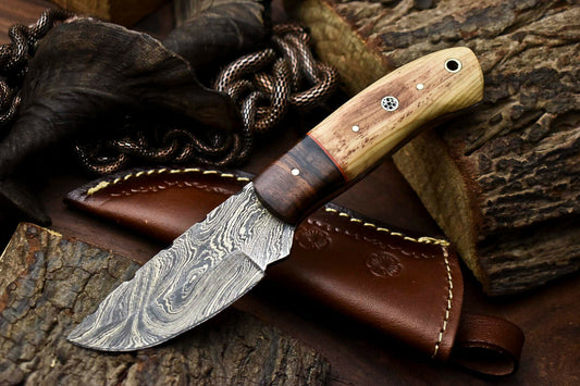 HS-653 Custom Handmade Damascus Hunting Skinning Blade Hunter Camping Full Tang Knife