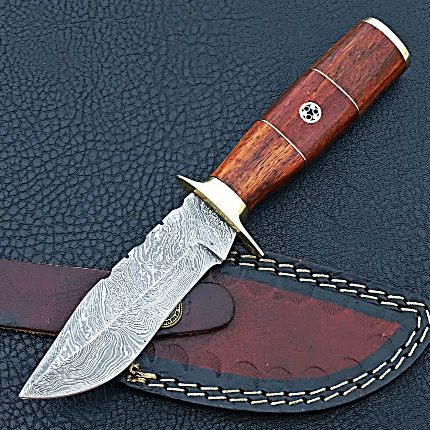 HS-422 | Custom Handmade Damascus Steel Hunting Knife - Beautiful Wood Handle