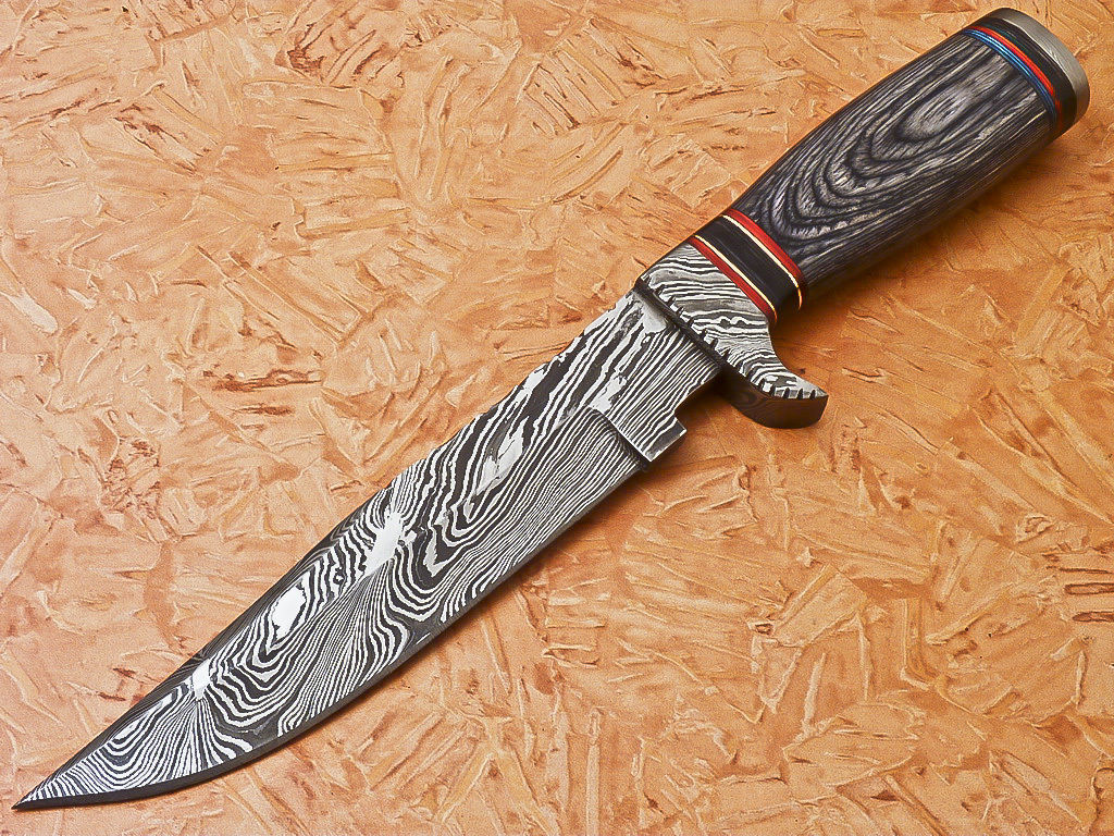 Custom Handmade Damascus Hunting Knife With Hard Wood Handle