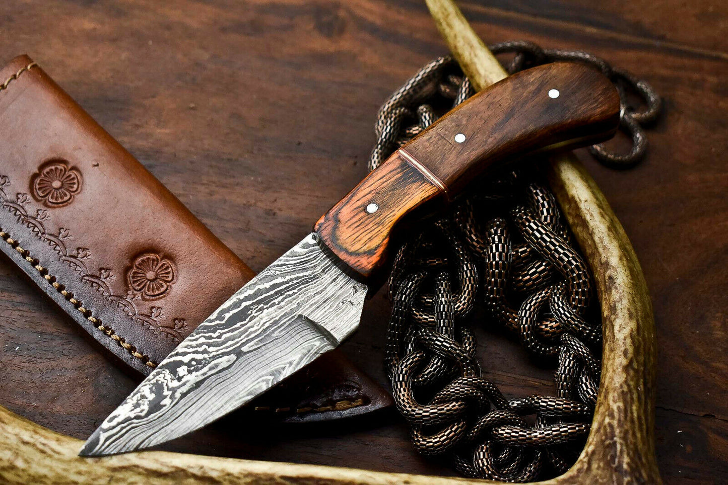 HS-697 Custom Handmade Damascus Steel Skinner Knife - Beautiful Wood Handle