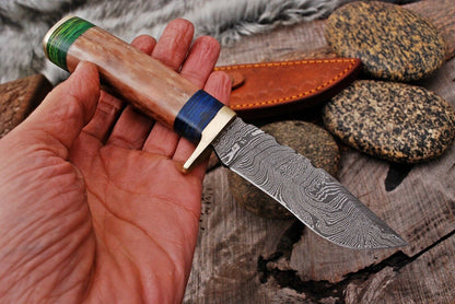 HS-495 Custom Handmade Damascus Hunting Knife With Beautiful Bone Handle