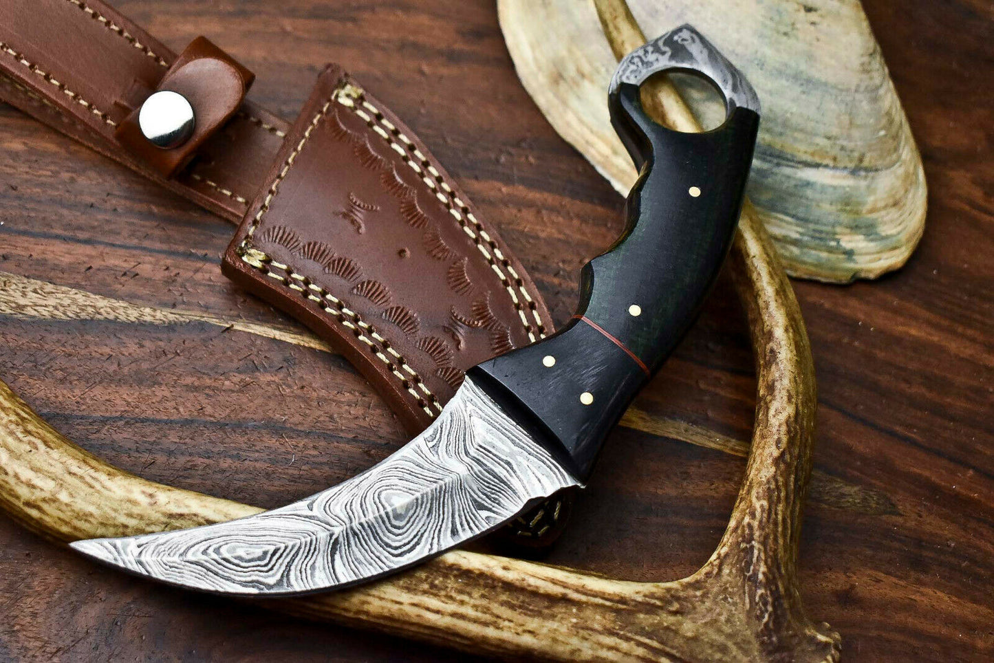 HS-900 Handmade Damascus Hunting Blade Karambit Full Tang Knife