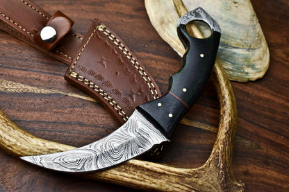 HS-900 Handmade Damascus Hunting Blade Karambit Full Tang Knife