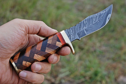 HS-430 | Custom Handmade Damascus Steel Hunitng Knife - Buffalo Horn Handle