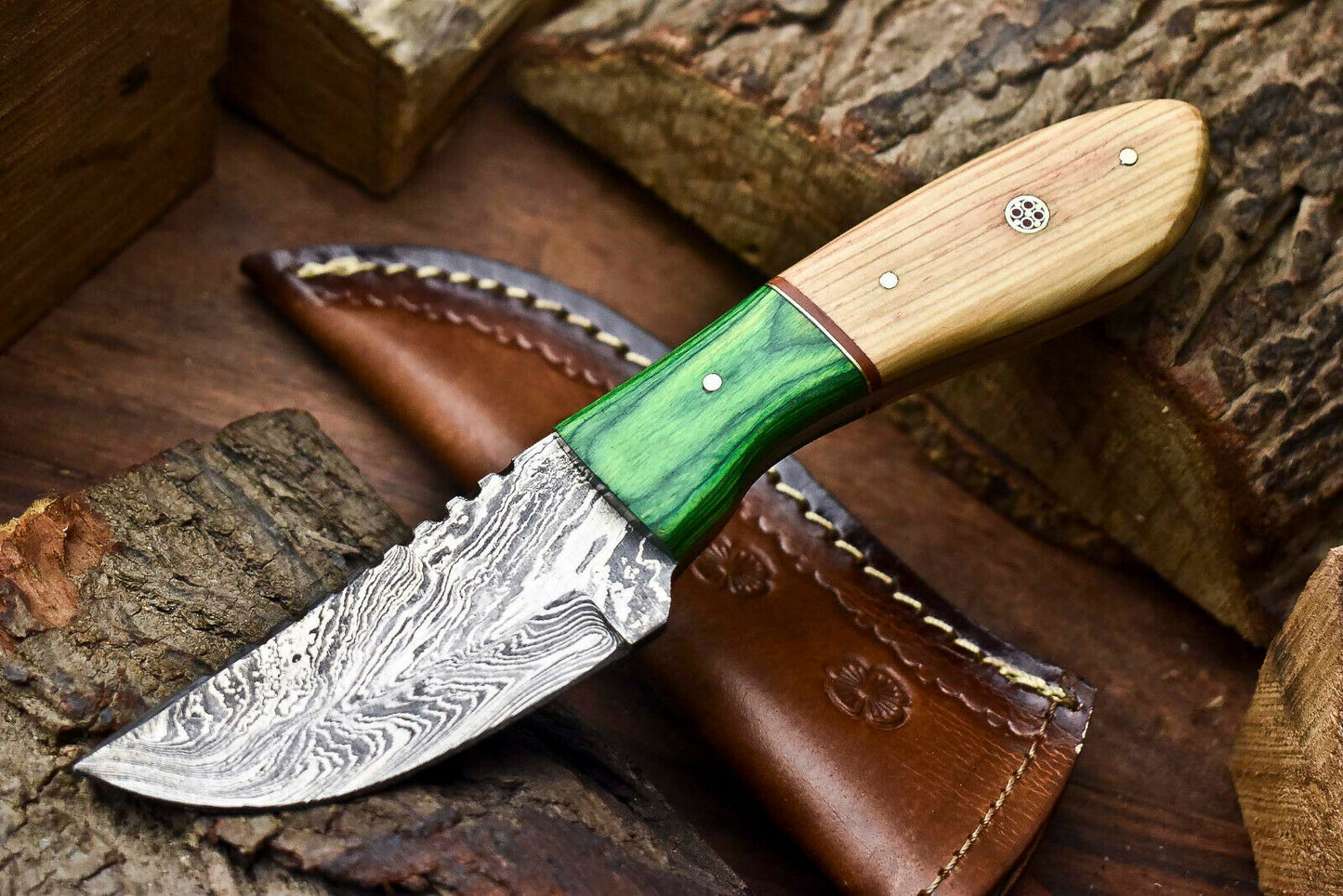 HS-707 Custom Handmade Damascus Steel Skinner Knife - Beautiful Wood Handle