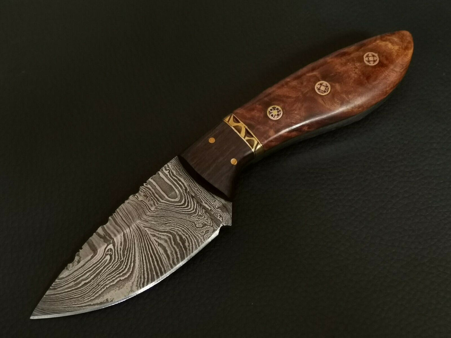 HS-777 Custom Handmade Damascus Hunting-Skinner Knife With Wood Handle