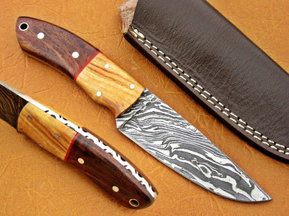 HS-773 Custom Handmade Damascus Skinner Knife With Wood Handle