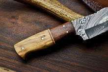 Load image into Gallery viewer, HS-634 Custom Handmade Damascus Hunting Skinning Blade Hunter Camping Full Tang Knife
