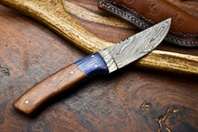 Load image into Gallery viewer, HS-622 Handmade Damascus Skinning Blade Camping Full Tang Knife
