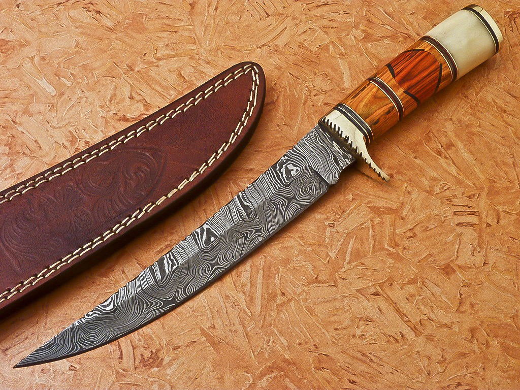 HS-548 Custom Handmade Damascus Hunting Fillet Knife With Hard Wood Handle