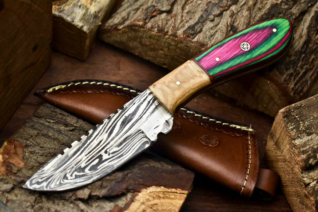 HS-671 Custom Handmade Damascus Steel Skinner Knife - Beautiful Hard Wood Handle