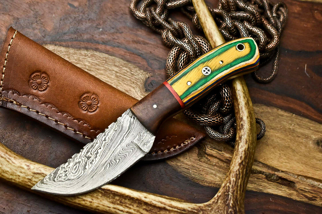 HS-645 Custom Handmade Damascus Hunting Skinning Blade Hunter Camping Full Tang Knife