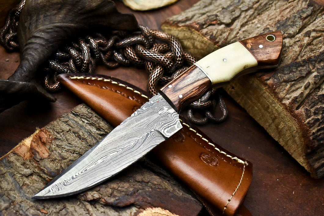 HS-638 Custom Handmade Damascus Hunting Skinning Blade Hunter Camping Full Tang Knife