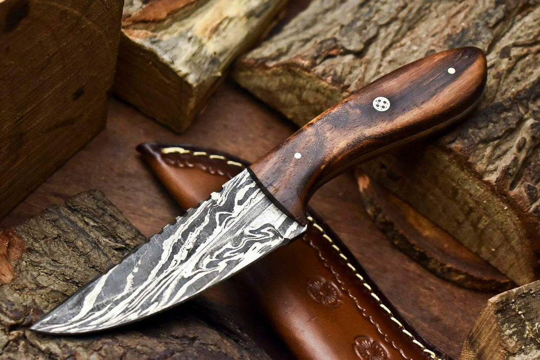 HS-651 Custom Handmade Damascus Hunting Skinning Blade Hunter Camping Full Tang Knife