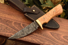 Load image into Gallery viewer, HS-831  Custom Handmade Damascus Skinner Knife With Beautiful Olive wood  Handle
