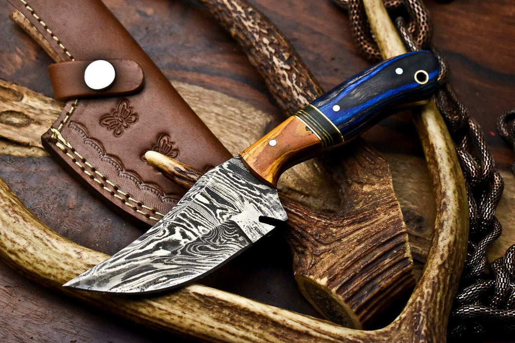 HS-694 Custom Handmade Damascus Steel Skinner Knife - Beautiful Hard Wood Handle